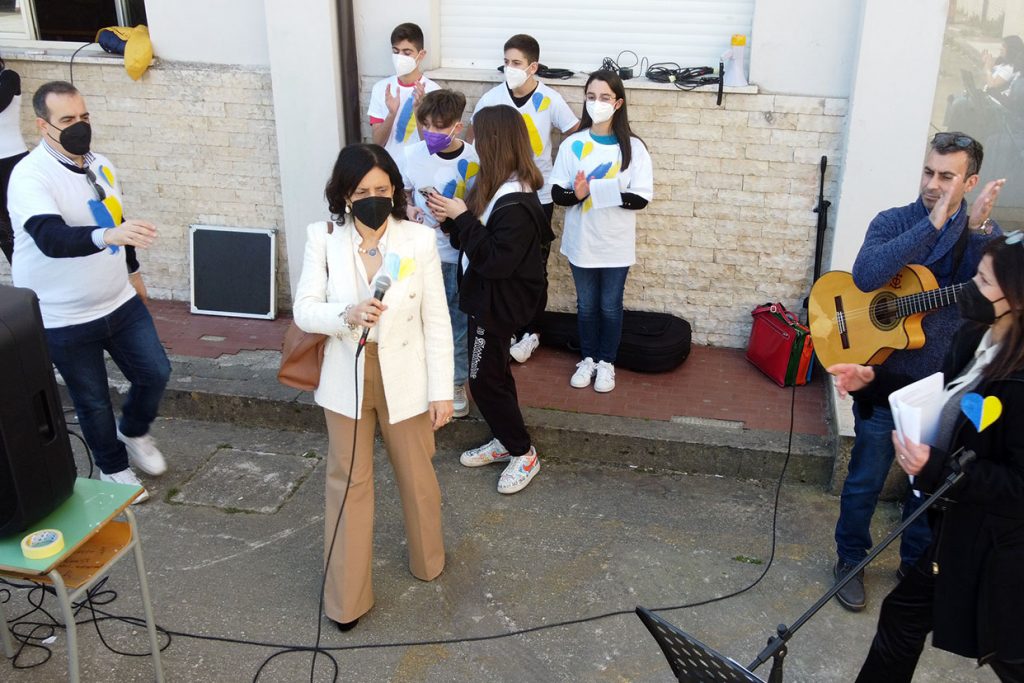 La scuola media Pascoli si fa strumento di PACE