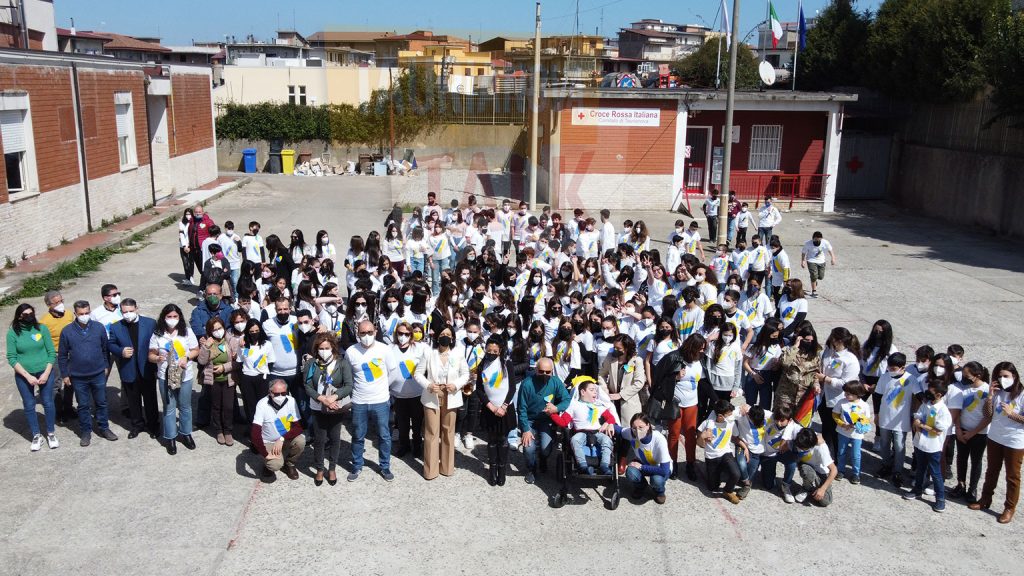 La scuola media Pascoli si fa strumento di PACE