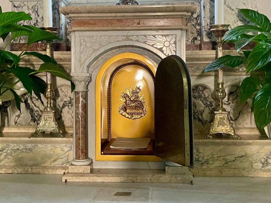 Furto pissidi